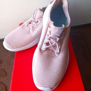 New Balance 8M  RCVRY Comfort Feature